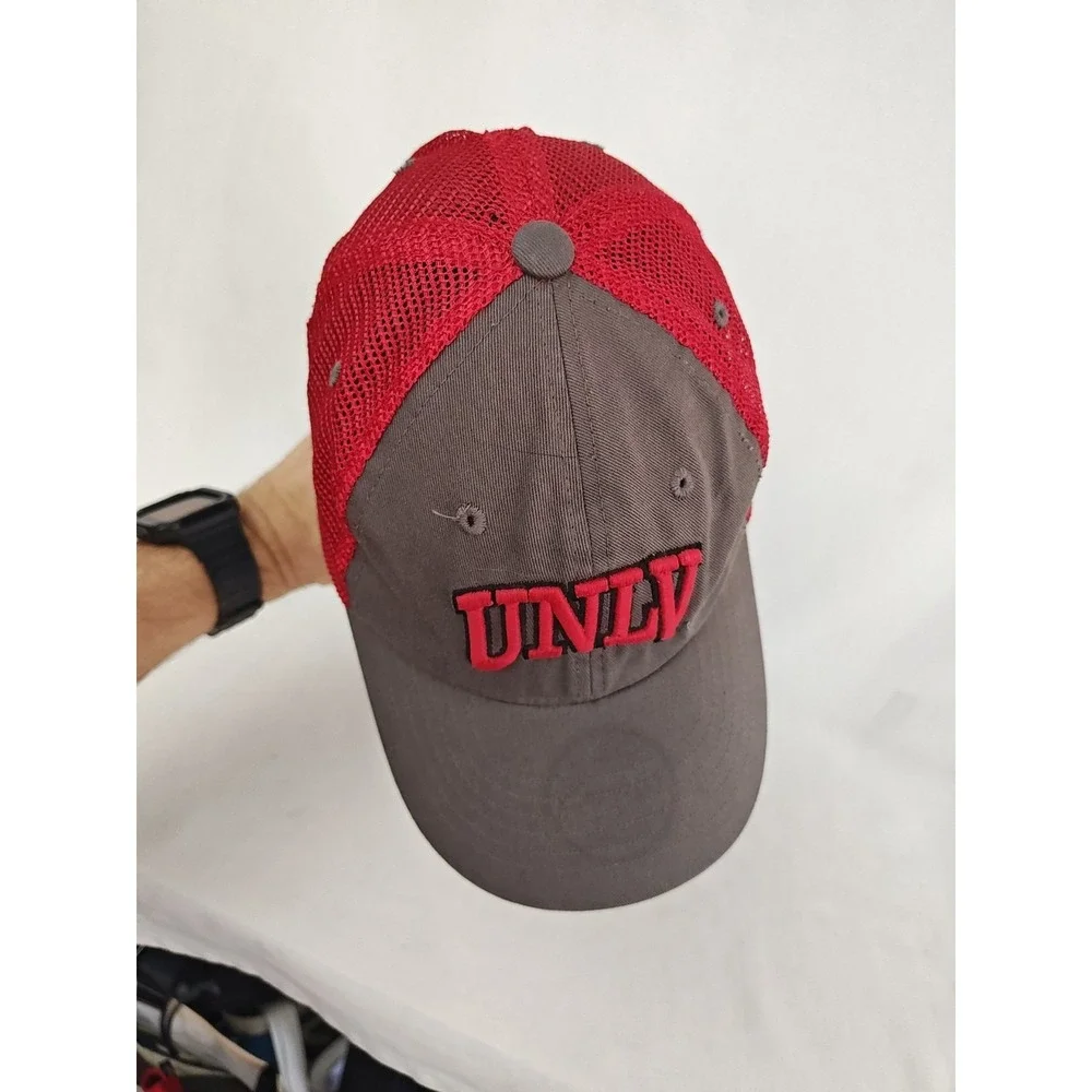 UNLV Rebels Script Zephyr NCAA Wool Blend Mesh Trucker Snapback Cap Dad Hat‎